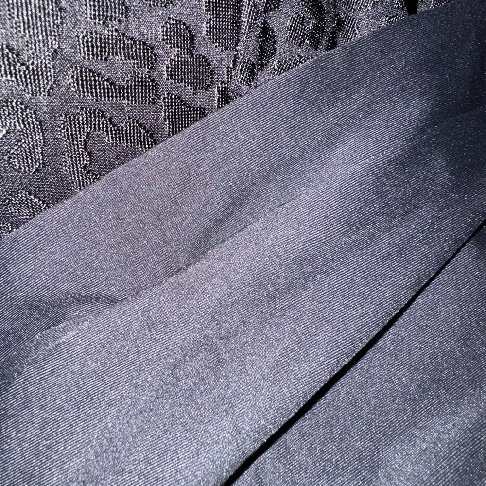 Black Textured Tankini Set - Picture 6 of 6